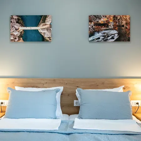 Imperial Apartment *